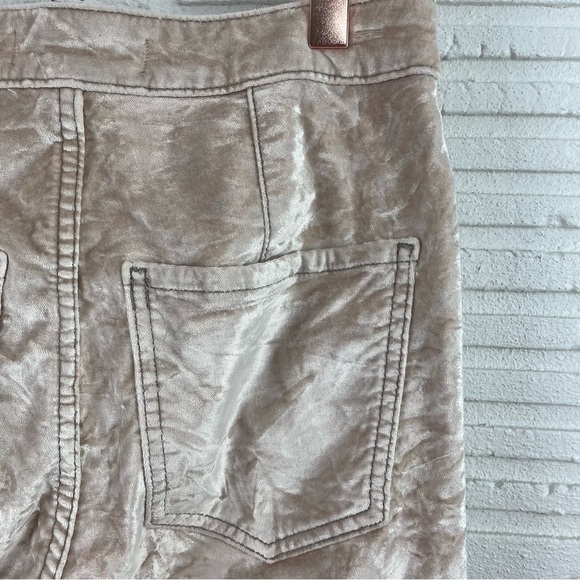 We The Free Crushed Velvet High Waist Relaxed Fit Jeans Blush Color Size 24 - Picture 7 of 11